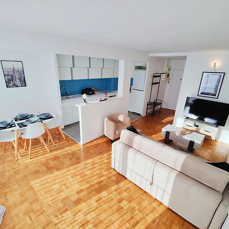 Metro A 2 Minutes Paris Centre Le Marais Apartment Романвил Екстериор снимка